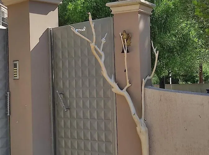 Cicada Semesterbostad *