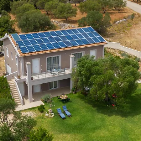 Cicada Semesterbostad Karavádhos