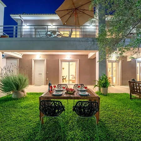 Cicada Semesterbostad *